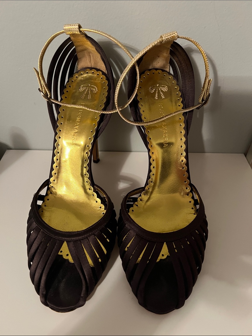 BCBGMaxAzria Brown & Gold Heels - Size 10 - Picture 3 of 7